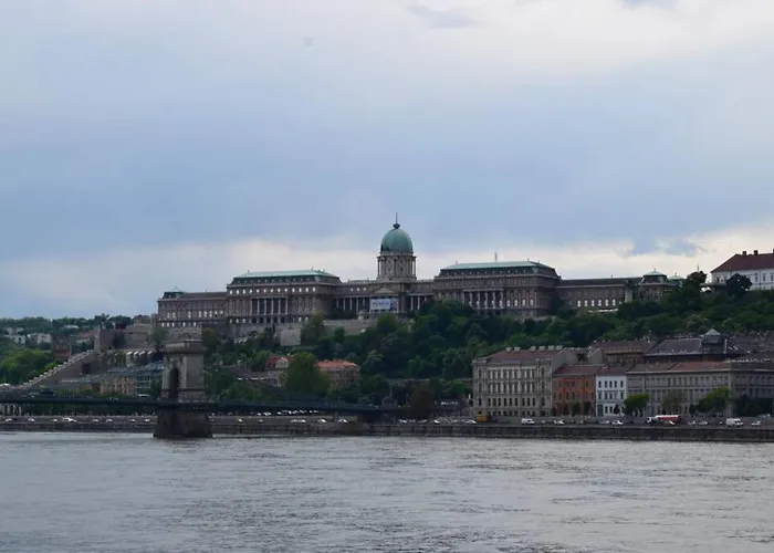 Cosy Apartment Just Next To Parliament